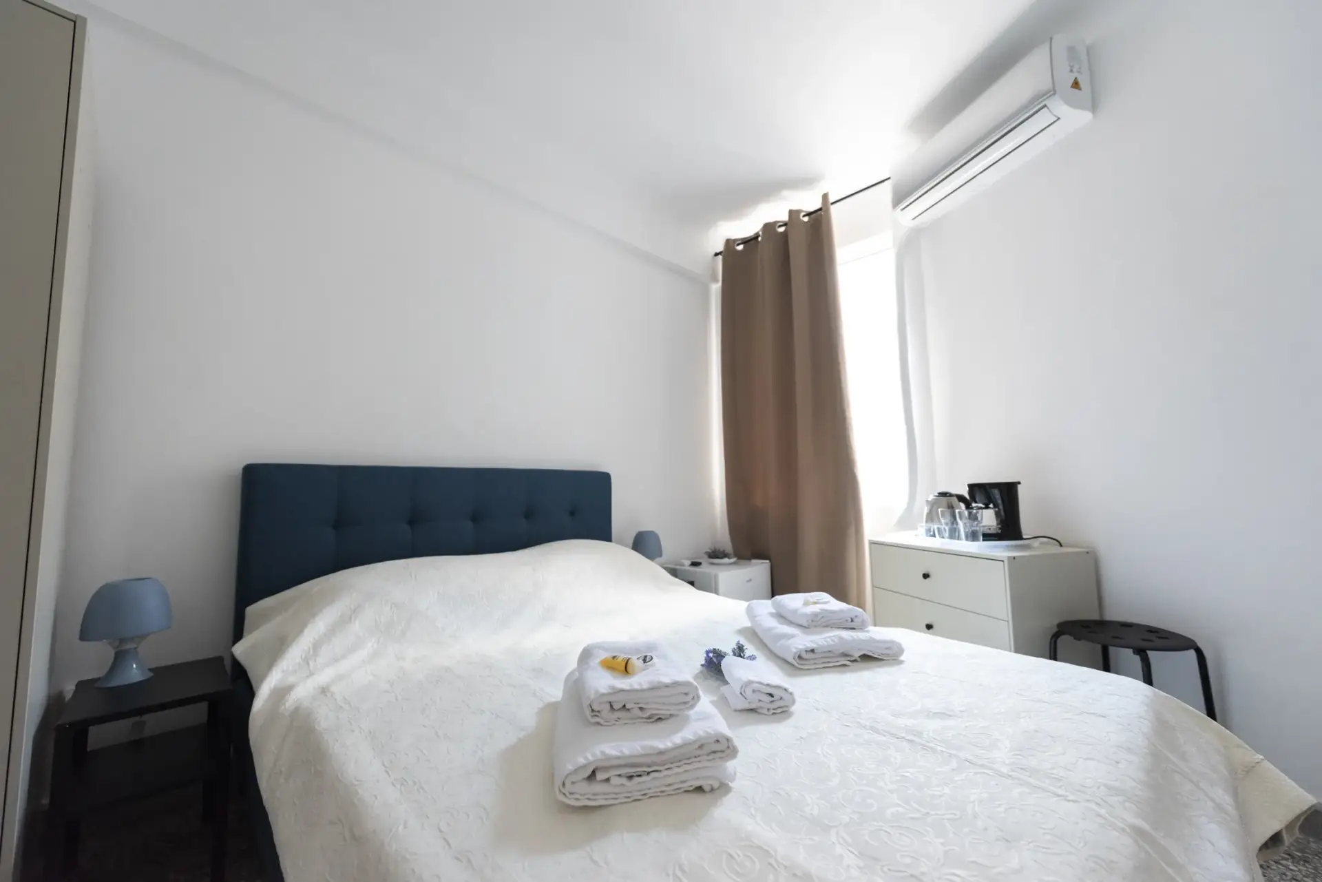 double bed picture